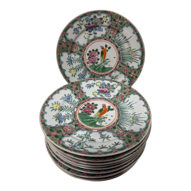 Vintage Chinese Export Famille Rose Medallion Porcelain Round Plate 9.5". Set of 11 For Sale