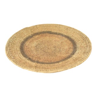 Early 20th Century Makenge Flat Wedding Basket Zambia 18 Inch For Sale