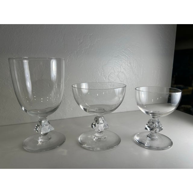 1950s 1950s Bryce Brothers Aquarius Glasses, 2 Water Goblets, 2 Champagne & 2 Cordial Glasses - Set of 6 For Sale - Image 5 of 7