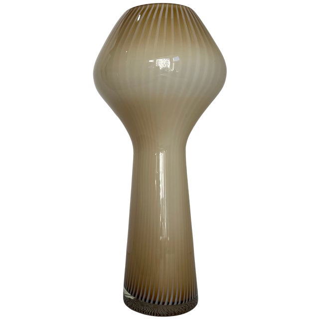 17+ Iin. Massimo Vignelli Venini Fungo Style Murano Beige Striped Art Glass Vase For Sale In New York - Image 6 of 13