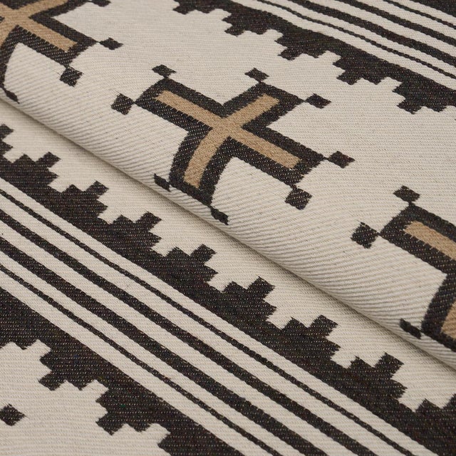 Schumacher Sample - Schumacher Born For Water Fabric In Neutral For Sale - Image 4 of 6