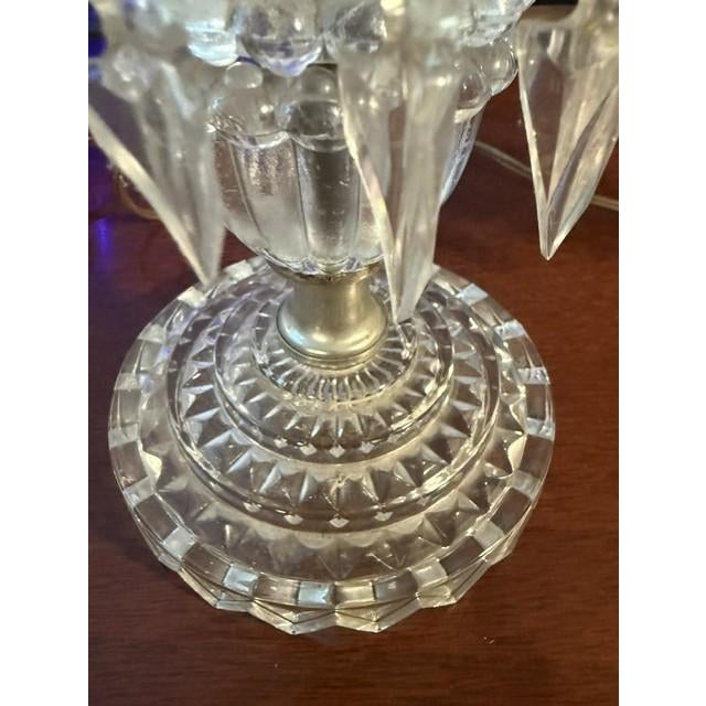 Vintage 1950s Hollywood Regency Boudoir Lamp Pair With Frosted Embossed Glass Shades & Prism Accents For Sale - Image 4 of 12