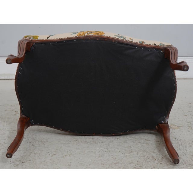 French Louis XV Peacock Upholstered Seat Bench For Sale - Image 12 of 12