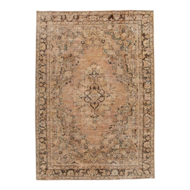 Vintage Chic Handmade Peach Wool Rug With Medallion Motif For Sale