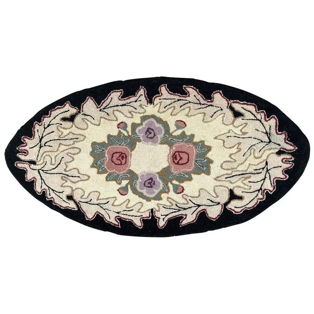 American Vintage Hook Rug, 1950s For Sale - Image 10 of 10