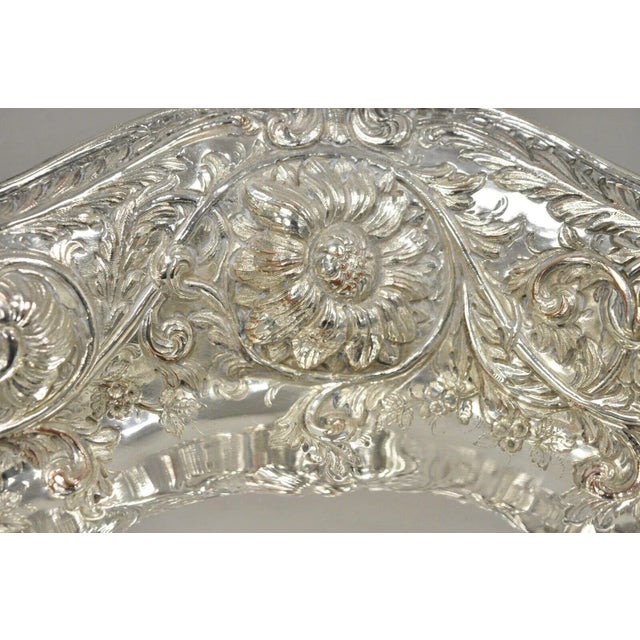 1900 - 1909 Pair of 1900s M&H English Victorian Art Nouveau Silver Plate Floral Repousse Fruit Bowls For Sale - Image 5 of 12