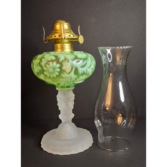 1990s Vintage-Style Green Floral Glass Table Lamp With Frosted Female Head Pedestal Base For Sale - Image 5 of 13