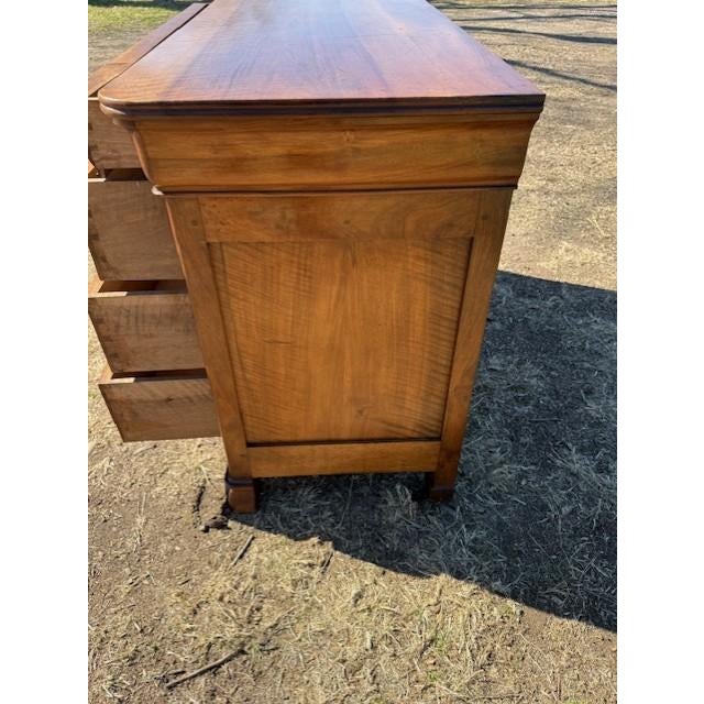 Large 19th Century Louis Philippe Solid Walnut Chest of Drawer / Commodes For Sale - Image 6 of 18