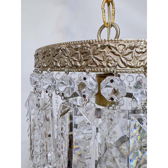 1960s Vintage Hollywood Regency Crystal Waterfall Chandelier With Ornate Brass Frame For Sale - Image 5 of 9