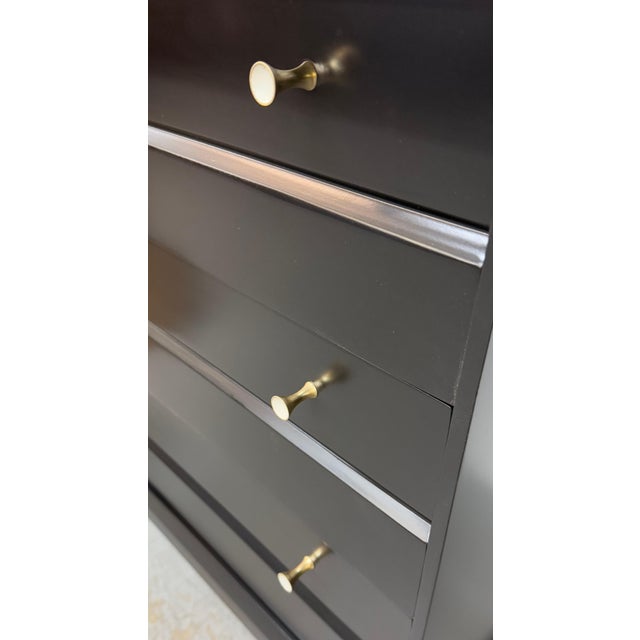 Black Mid-Century Modern Heywood Wakefield Black Lacquered Dresser For Sale - Image 8 of 10