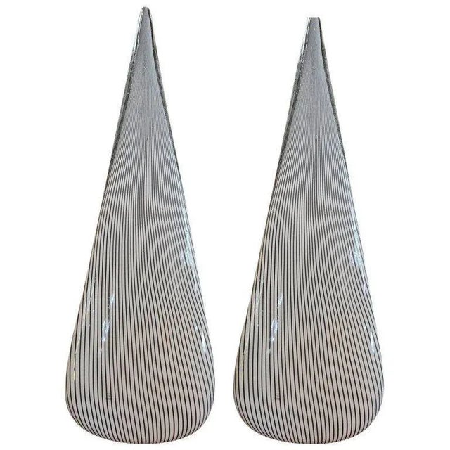 Pair of White Pin Stripe Murano Glass Lamps by Vetri For Sale - Image 10 of 12
