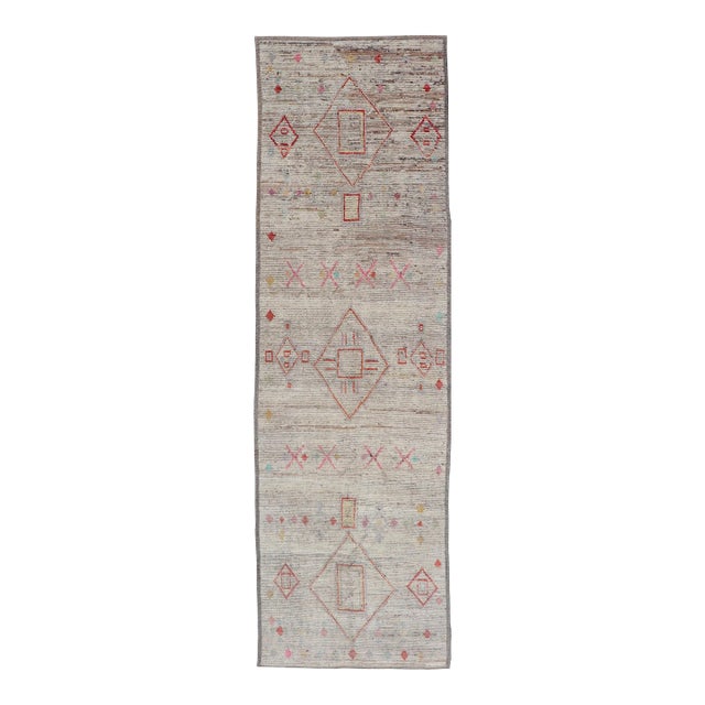 Modern Hand-Knotted Runner in Wool With Sub-Geometric Design in Multicolor 2'9 X 9'7 For Sale
