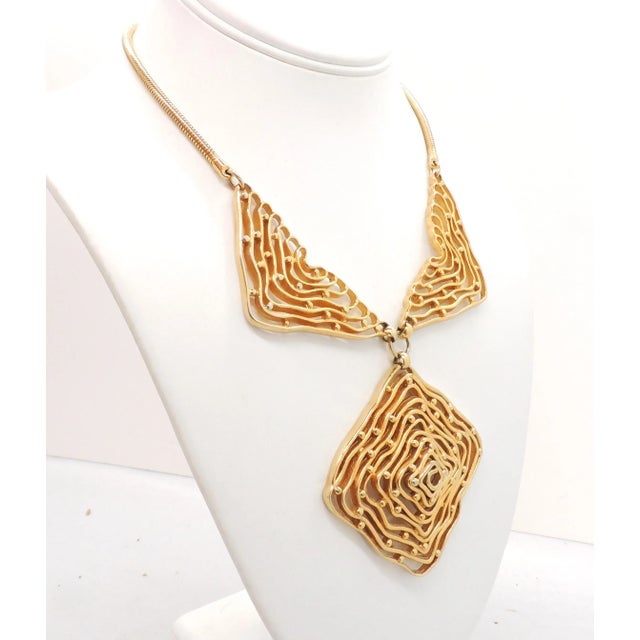 Napier 1973 Vintage Signed Napier Modernist Pendant Necklace For Sale - Image 4 of 12