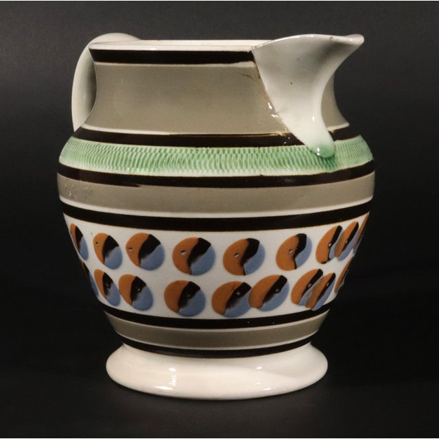 English Pearlware Mocha Pottery Jug With Cat's Eye Design For Sale - Image 9 of 11