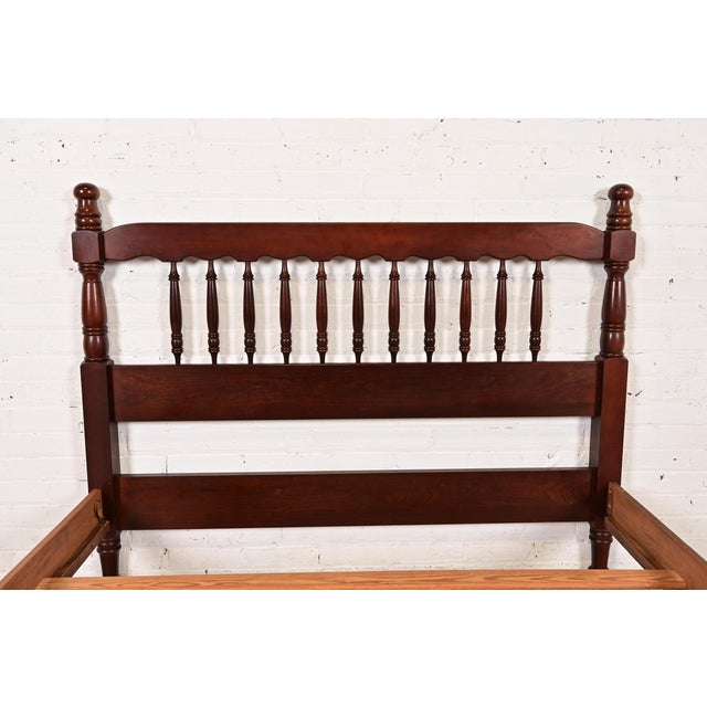Ethan Allen Style American Colonial Carved Mahogany Full Size Spindle Bed For Sale In South Bend - Image 6 of 8