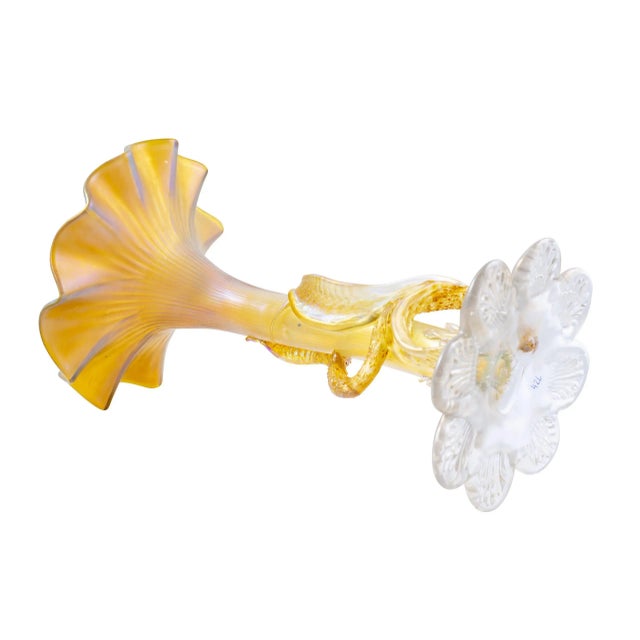 Flower-Shaped Vase from Loetz, 1910s For Sale - Image 3 of 6