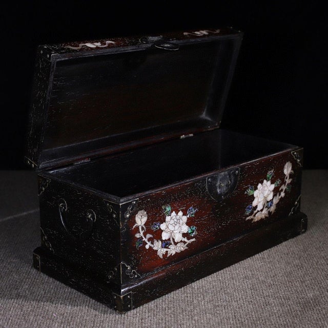 Large Rosewood Box With Mother-of-Pearl Inlay – Magpie & Peony Motif, Chinoiserie Decor For Sale - Image 4 of 9