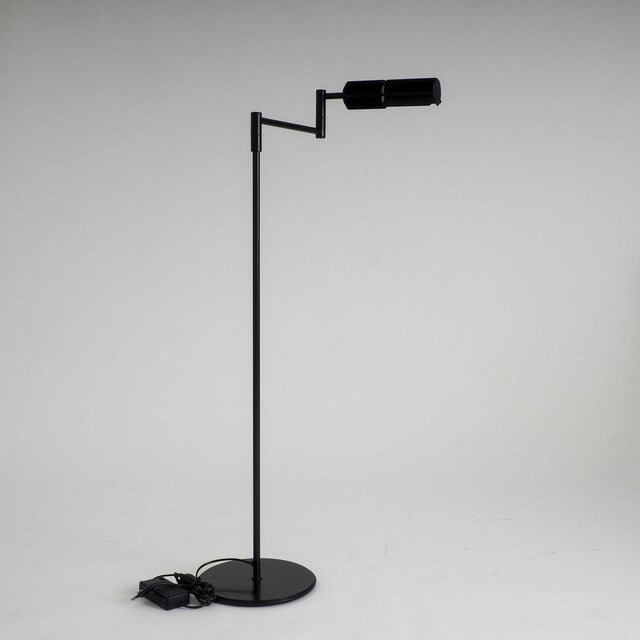 Postmodern Haloprofil 878HR Floor Lamp by Viktor Frauenknecht for Swiss Lamps International, 1970s For Sale - Image 3 of 16