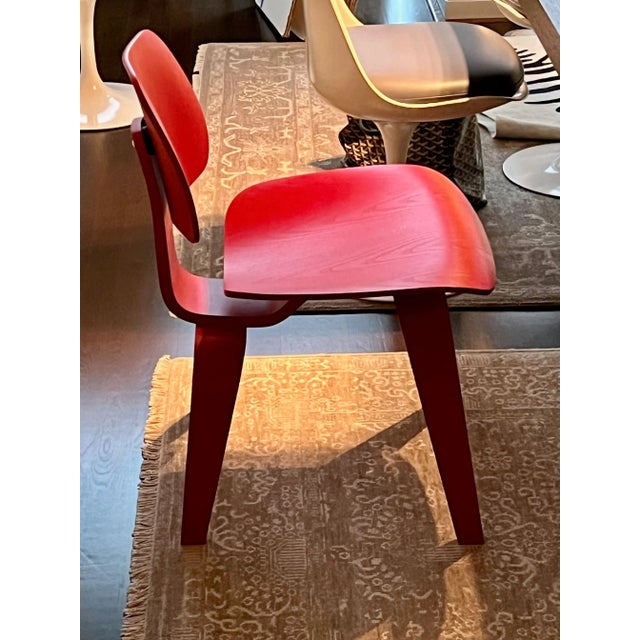 Vintage Eames Molded Plywood Dining Chairs, Dcw, Set of 2, Charles & Ray Eames, 2006, Pre-Catalyzed Lacquer For Sale - Image 9 of 12