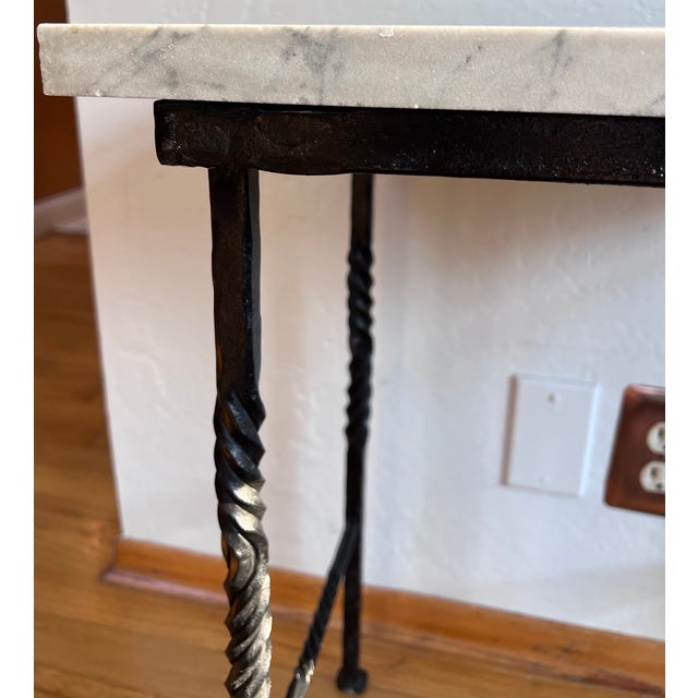 1960s Mediterranean Wrought Iron Marble Side / Occasional Table For Sale - Image 9 of 18