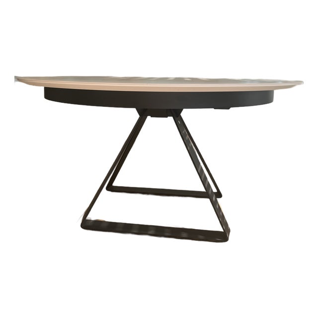 Caligaris Atlante Extendable Italian Ceramic Dining Table – 50” Round to 69” – Gray Ceramic For Sale