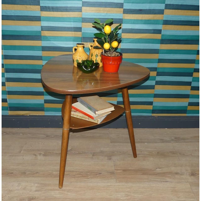 **CLASSIC** "Kidney-Shaped Table" Beautifully shaped, small, elegant table Side table/Coffee table COCKTAIL TABLE On three...