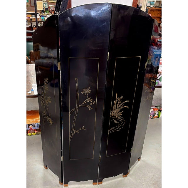 1950s Chinese Coromandel Arched Four-Panel Lacquer Screen Divider Screen Striking piece of art with this high arched...