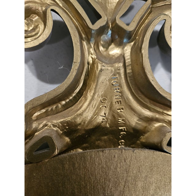 Mid-Century Modern 1960s Mid-Century Hollywood Regency Gilt Oval Mirror by Turner Mfg. Co. 31" Tall For Sale - Image 3 of 7