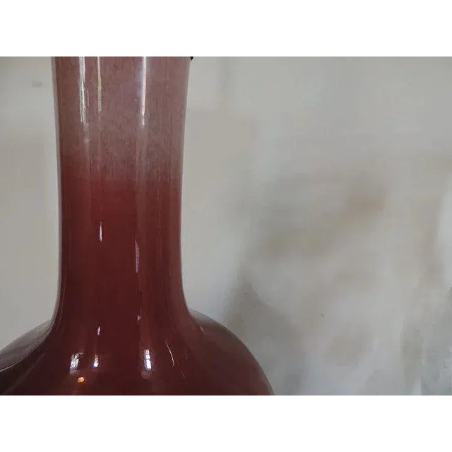 Ceramic 19th Century Chinese Porcelain Bottle Shaped Vase with Monochrome Oxblood Sang de Boeuf Flambe Glaze Mounted as a Lamp For Sale - Image 7 of 11