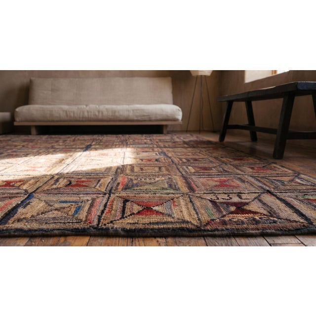 Textile 1920s Multicolor Geometric Folk Art Antique American Hooked Rug 5'6" X 8' Handknotted Wool Carpet For Sale - Image 7 of 8