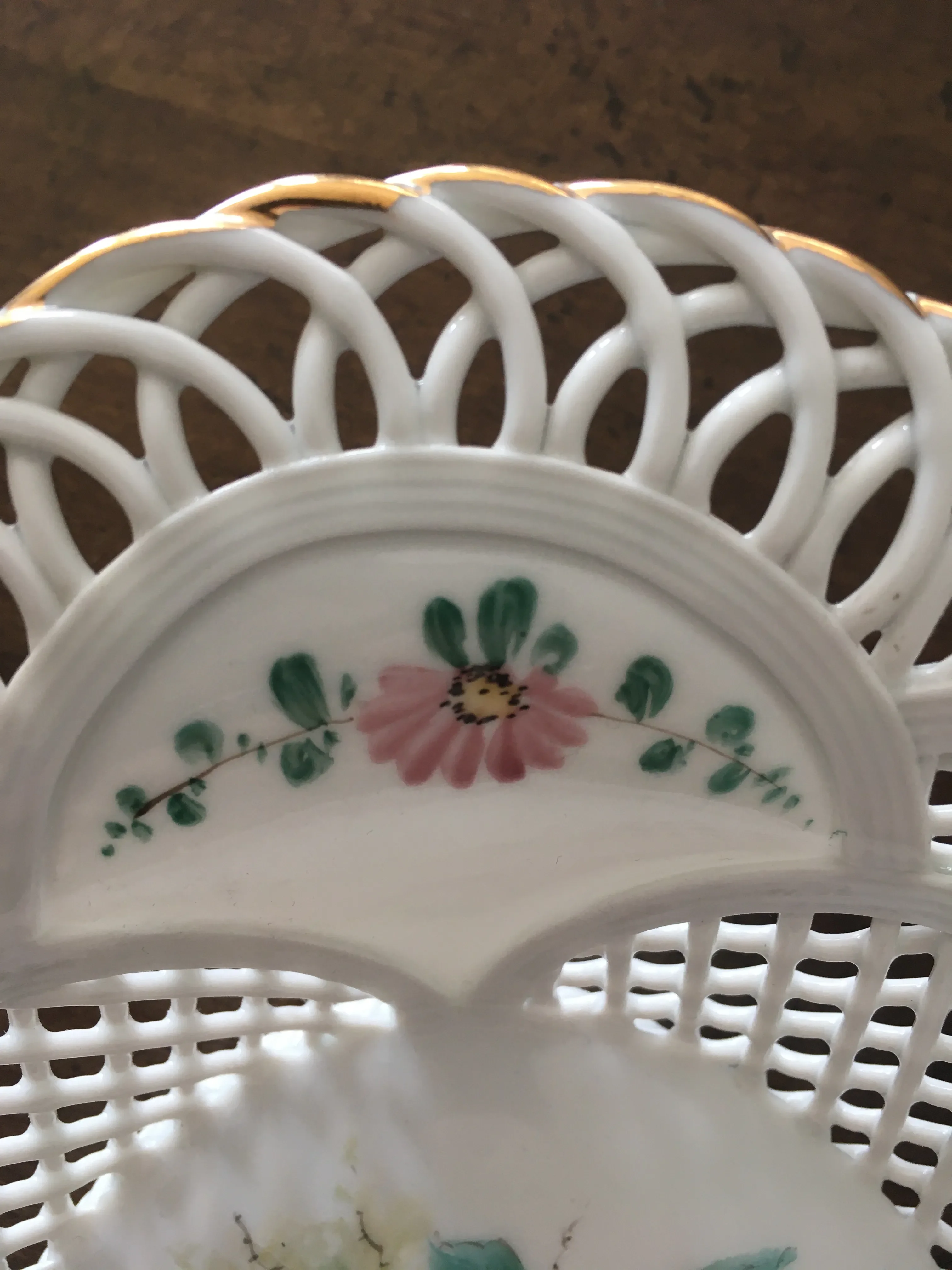 Sumi Romania Reticulated White Porcelain Bowl With Hand Painted