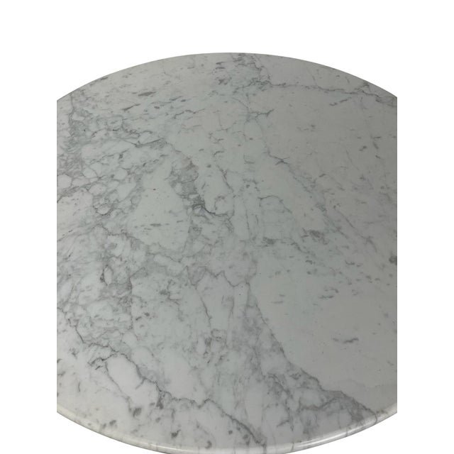 Early 20th Century Early 20th Century White Carrara Marble Round Table with 3-Sided Polygon Base For Sale - Image 5 of 5