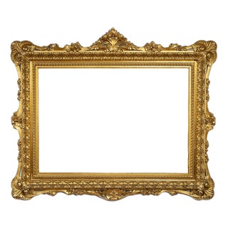 Antique Roman Frame in Gilded and Carved Wood, Early 19th Century For Sale