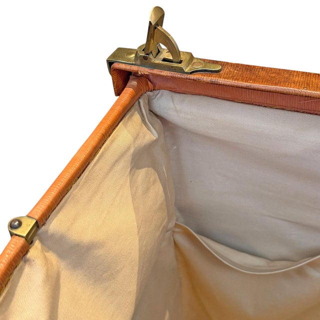 Vintage English Tanner Krolle & Co. Ltd. For Harrods Leather Gladstone Bag For Sale - Image 16 of 18