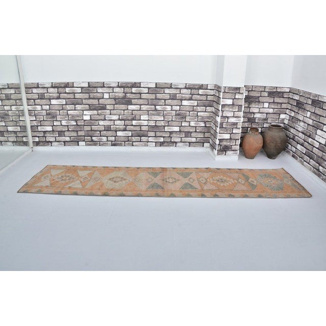 1960s Oushak Handknotted Floral Hallway Runner For Sale In Phoenix - Image 6 of 9