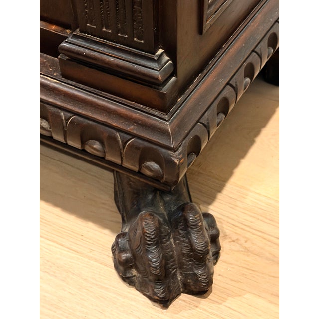 Early 20th Century Italian Renaissance Revival Carved Walnut Bookcase For Sale - Image 10 of 11
