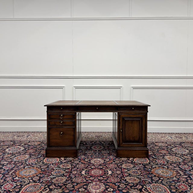 Classic English Chesterfield Desk in Brown Leather from RAC For Sale - Image 3 of 18