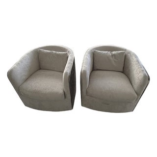 Bernhardt Custom Eliot Swivel Barrel Chairs in Cream With Metallic Textured Backs – Pair For Sale