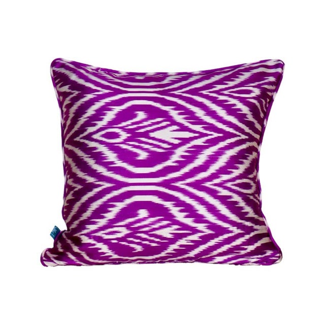 Traditional Ipek Ikat Pillow For Sale - Image 3 of 6