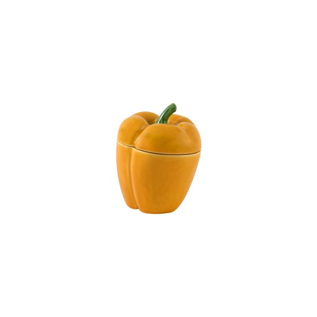 Traditional Bordallo Pinheiro Pepper Box, Yellow, 5" 16 oz For Sale - Image 3 of 3