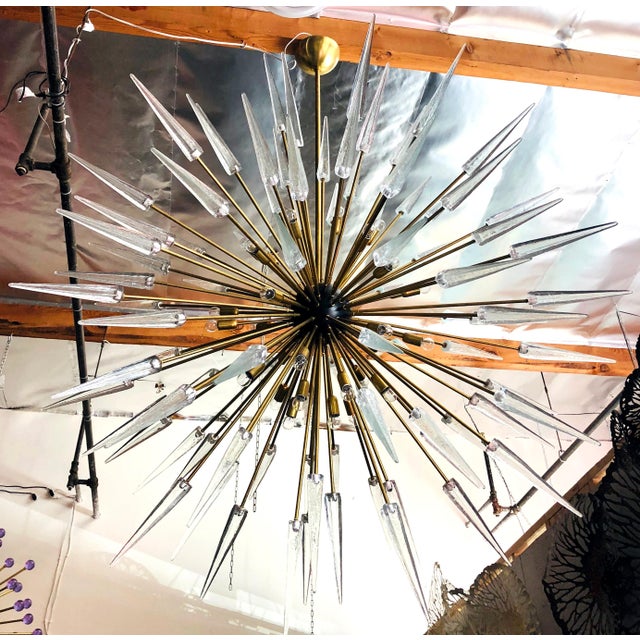 Italian 21st Century Italian Puntali Murano Clear Glass Shards Sputnik Chandelier by Fabio LTD For Sale - Image 3 of 7