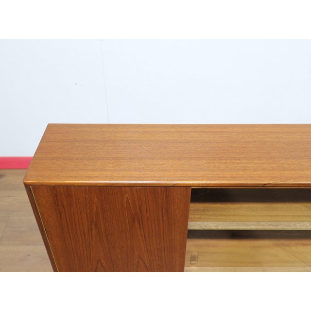 Wood Mid Century Modern Vintage British Teak Display China Cabinet by McIntosh For Sale - Image 7 of 14