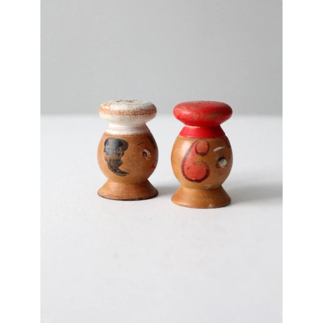 Mid 20th Century Mid Century Wood Salt & Pepper Shakers Set For Sale - Image 5 of 9