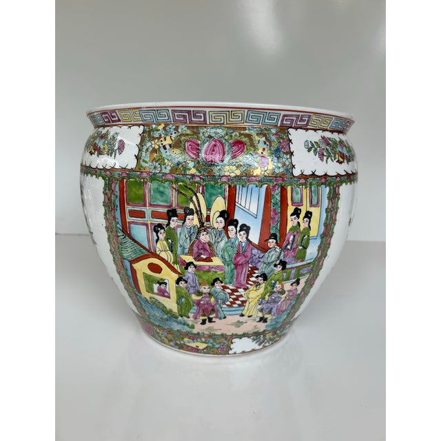 Vintage Famille Rose Medallion Koi Fish Jardiniere For Sale In Miami - Image 6 of 9