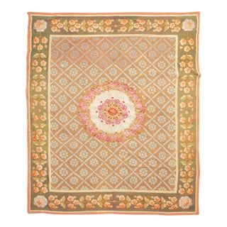 Antique French Aubusson Rug With Floral Medallion & Floral Lattice - Rug & Kilim For Sale
