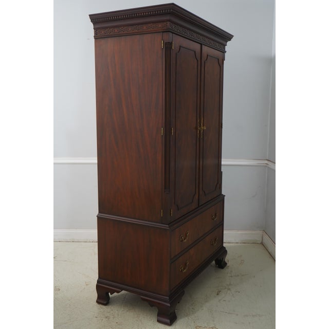 Age: C.1999 Details: Model 124 Finish no.29 Mahogany Bracket Feet Dovetailed Drawer Construction High Quality Construction...
