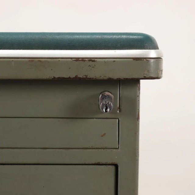 Writing Desk in Enamelled Metal and Leatherette, 1960s For Sale - Image 3 of 9