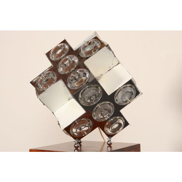 Space age/futurist table lamp designed by Oscar Torlasco for Stilkronen (ca. 1960, Italy). Composed of an angled cube with...