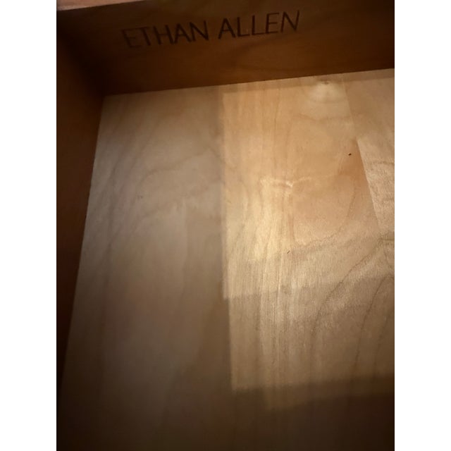 Traditional 1970s Ethan Allen Secretary/Hutch For Sale - Image 3 of 4