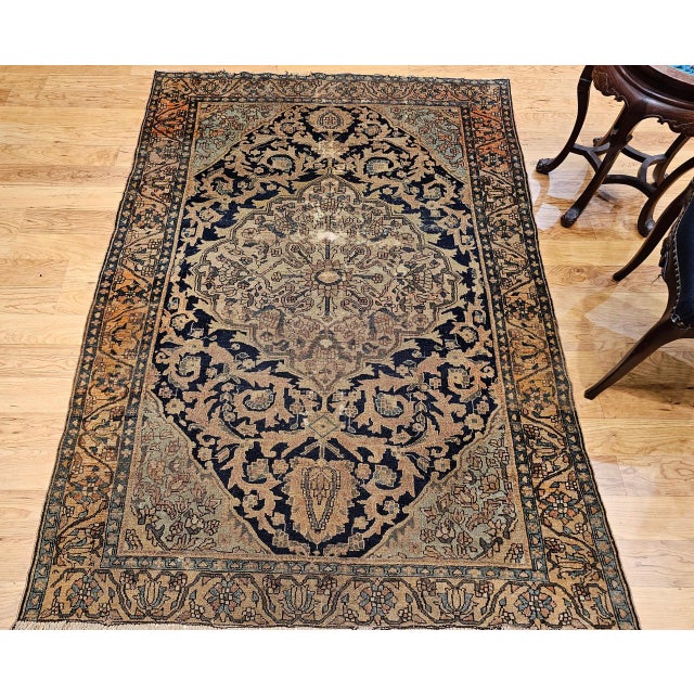 19th Century Farahan Sarouk Rug, Hand-Knotted Wool, Floral Medallion Pattern, Ivory & Navy, 5x6 For Sale - Image 4 of 18